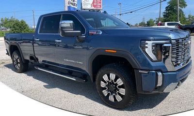 2026 GMC Sierra HD Denali