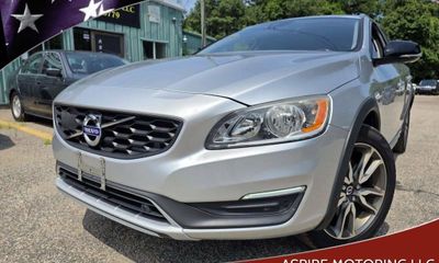 2015 Volvo V60CC Premier NON R