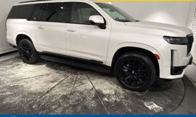 2021 Cadillac Escalade ESV Sport