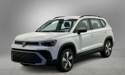 2027 Volkswagen Taos SEL 4MOTION