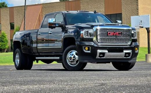 2019 GMC Sierra HD Denali