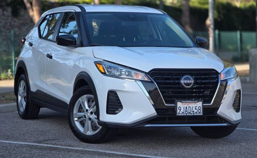 2023 Nissan Kicks S