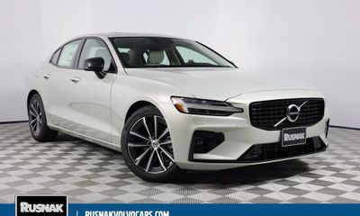2022 Volvo S60 Inscription Expression XC60