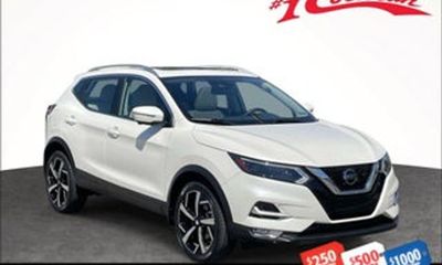 2022 Volvo XC40 R Design