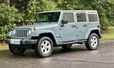 2014 Jeep Wrangler Sahara