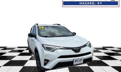 2018 Toyota RAV4 SE