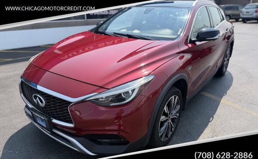 2017 Infiniti QX30 Premium