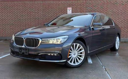 2017 BMW 740I