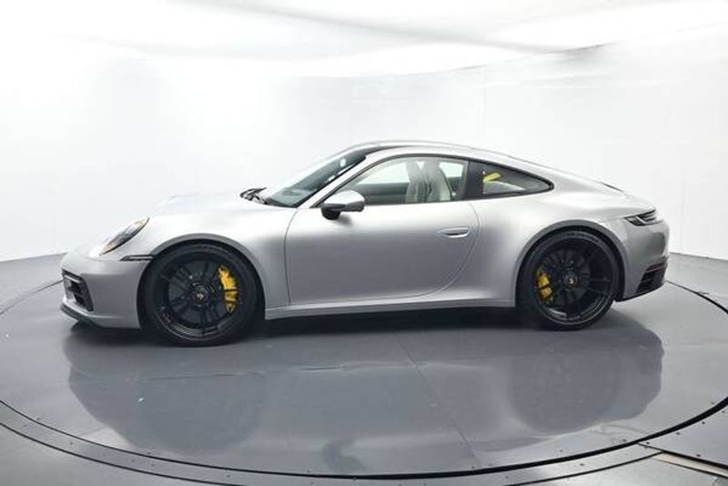 2024 Porsche 911 — a typically priced live listing