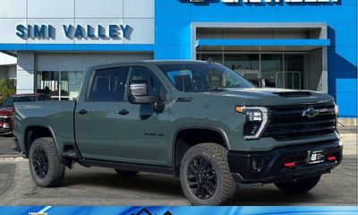 2026 Chevrolet Silverado HD LTZ