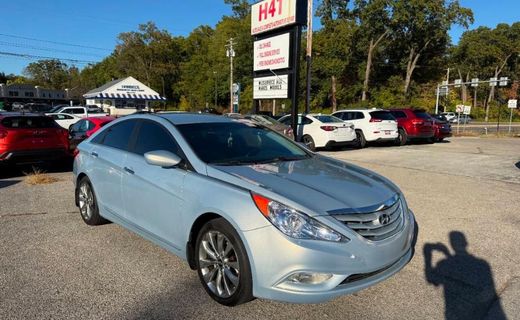 2012 Hyundai Sonata Middle Level