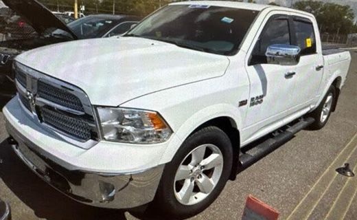 2018 Ram 1500 SLT