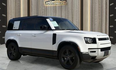 2022 Land Rover Defender 110 S