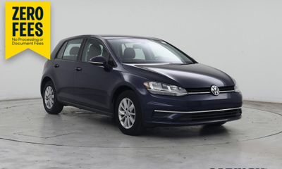 2019 Volkswagen Golf S SE