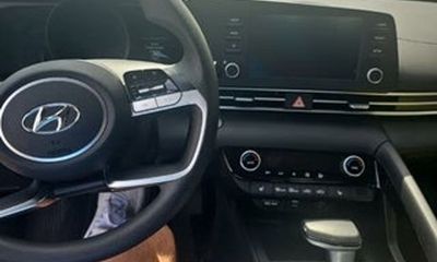 2023 Hyundai Elantra Blue