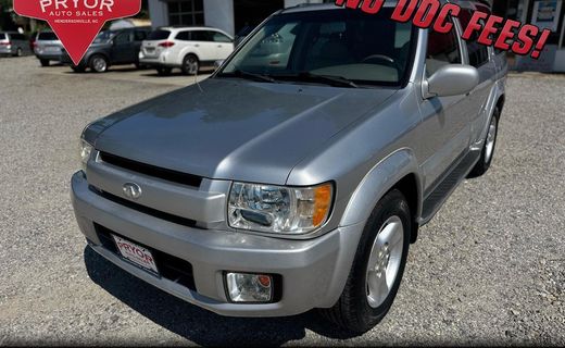 2003 Infiniti QX4
