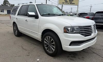 2016 Lincoln Navigator Select
