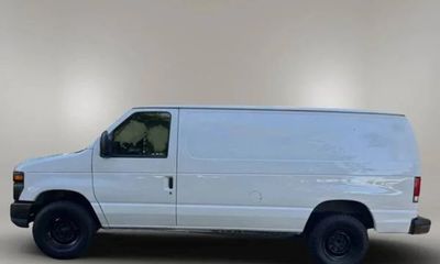 2014 Ford E-Series E 350 Super