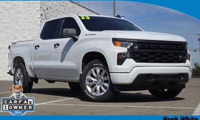 2023 Chevrolet Silverado Custom