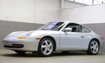 1999 Porsche 911 Carrera