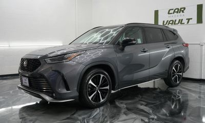 2021 Toyota Highlander XSE NAV JBL