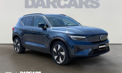 2026 Volvo EX40 Plus