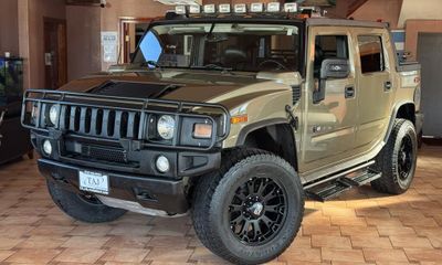 2006 Hummer H2 Base