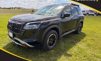 2025 Nissan Pathfinder Platinum
