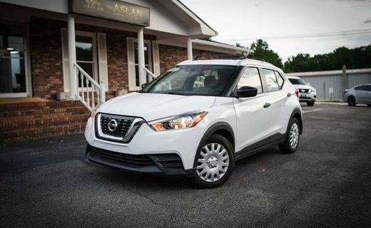 2018 Nissan Kicks S