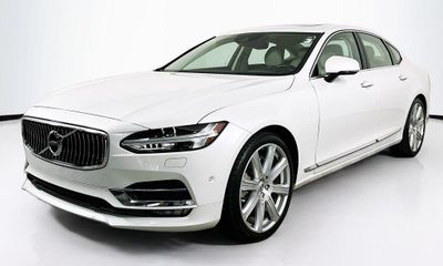 2017 Volvo S90 Inscription