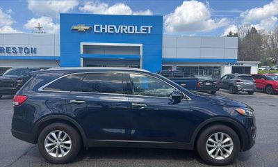 2017 Kia Sorento L LX