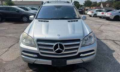2011 Mercedes-Benz GL-Class GL550 4 Matic