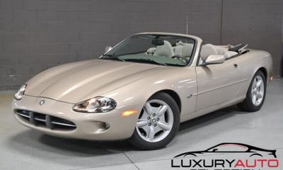 1998 Jaguar XK XK8 Convertible