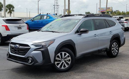 2025 Subaru Outback Premium