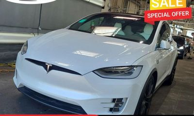 2018 Tesla Model X