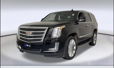 2016 Cadillac Escalade Platinum