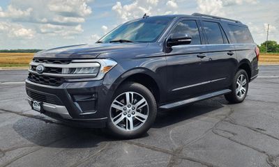 2024 Ford Expedition MAX XLT