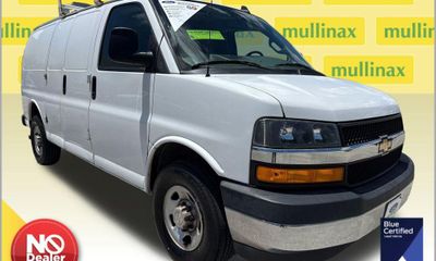 2022 Chevrolet Express Cargo