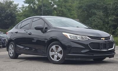 2018 Chevrolet Cruze LS