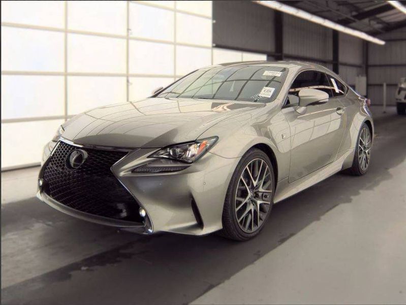 2015 Lexus RC — a typically priced live listing