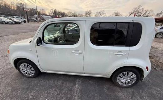 2011 Nissan Cube S