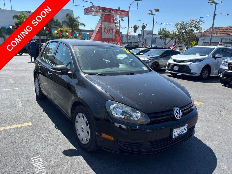2014 Volkswagen Golf — a typically priced live listing