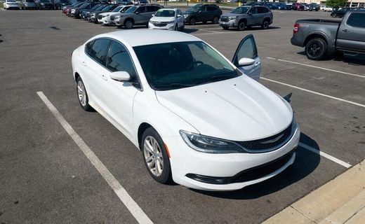 2017 Chrysler 200 LX