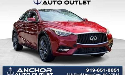2017 Infiniti QX30 Premium