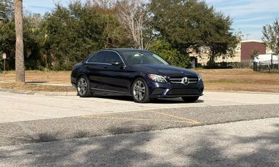 2019 Mercedes-Benz C-Class C300