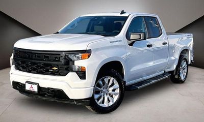 2024 Chevrolet Silverado Custom