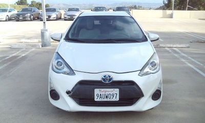 2015 Toyota Prius C ONE