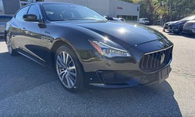 2022 Maserati Quattroporte Modena