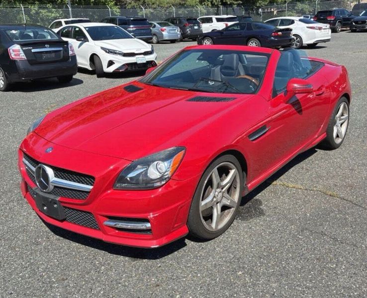 Representative 2013 Mercedes-Benz SLK-Class photo
