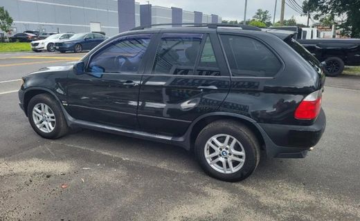 2005 BMW X5 3 0I